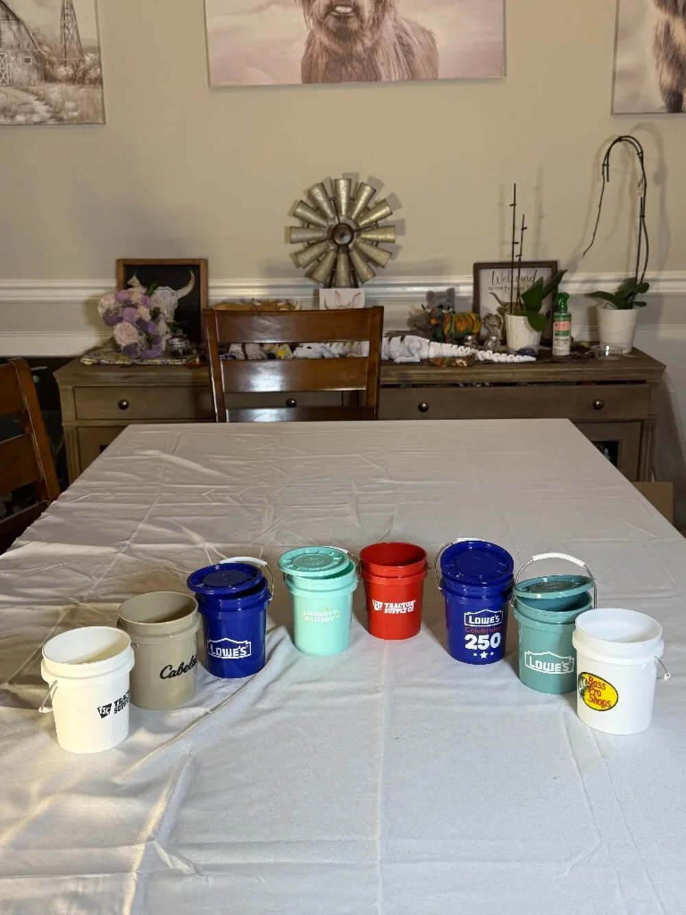 Retail store collectible mini buckets, some w/lids! Fun to collect, New w/tags!